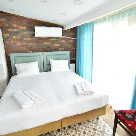 Hotel Han בית הארחה 4*