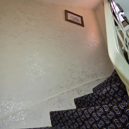 Hotel Han בית הארחה