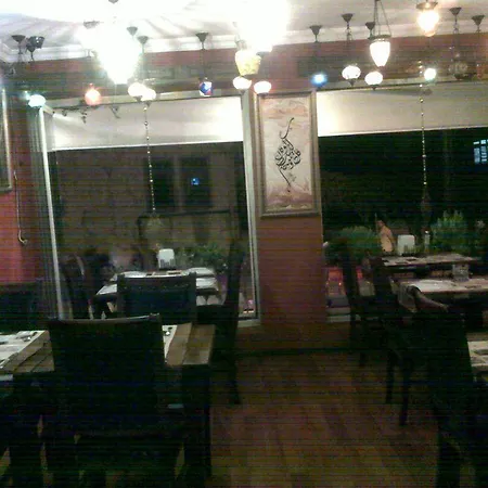 בית הארחה Hotel Han