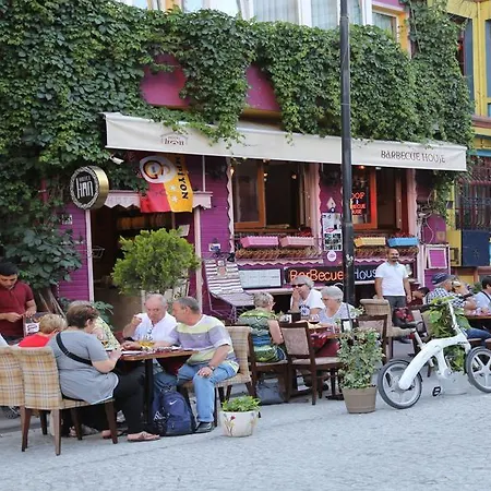 בית הארחה Hotel Han 4*