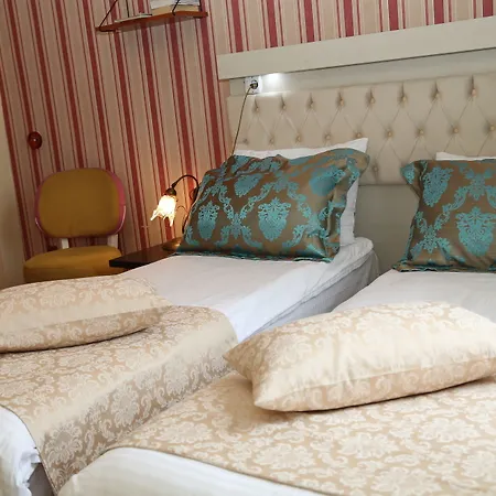 Hotel Han Affittacamere 4*