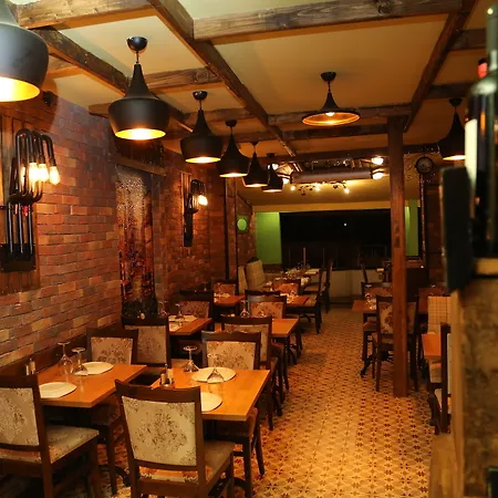 Hotel Han בית הארחה